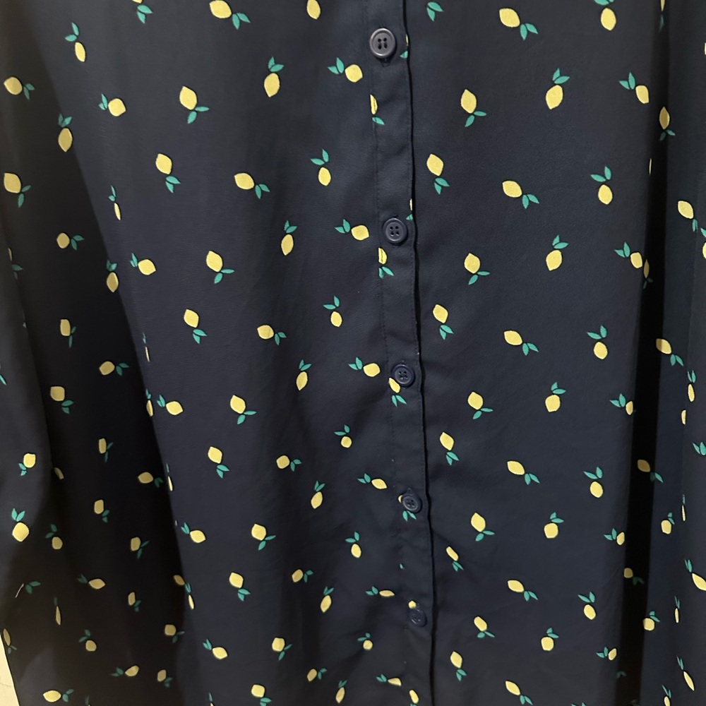 Catherines 22/24 Navy Blue Lemon Print Sheer Roll Tab Sleeve Blouse Summer - Picture 7 of 7